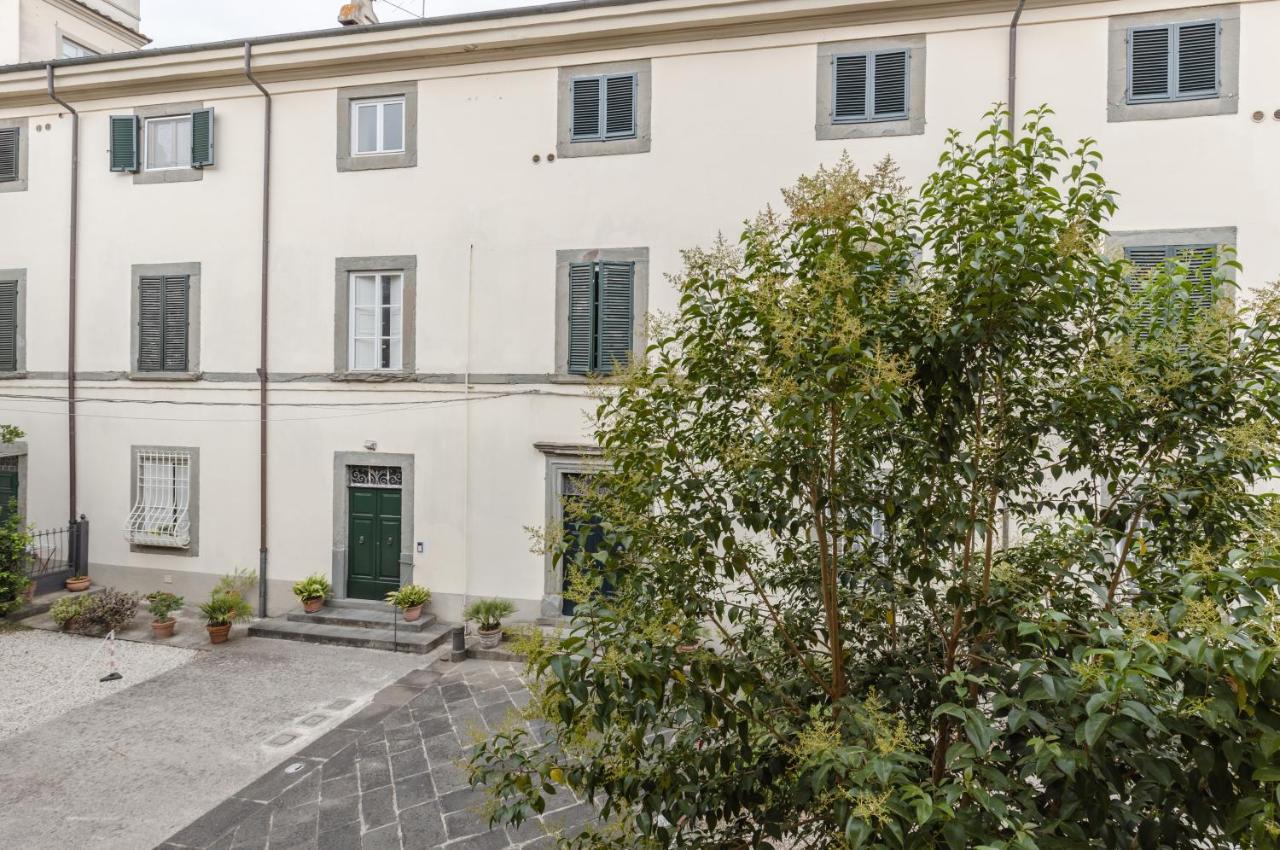 Lucca - Piazza Dell'Anfiteatro Central Apartment! Exterior foto